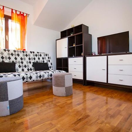 Apartment Kika プーラ エクステリア 写真