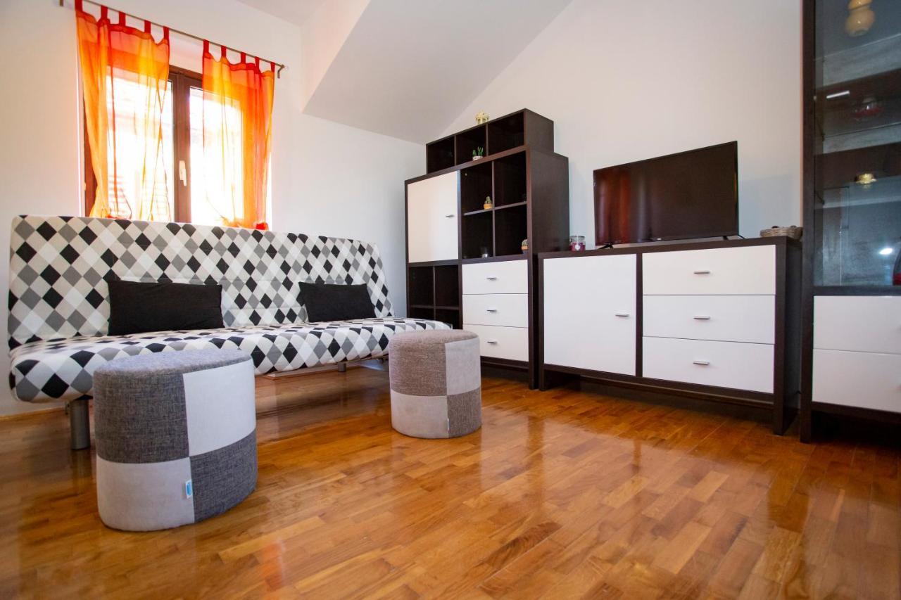 Apartment Kika プーラ エクステリア 写真
