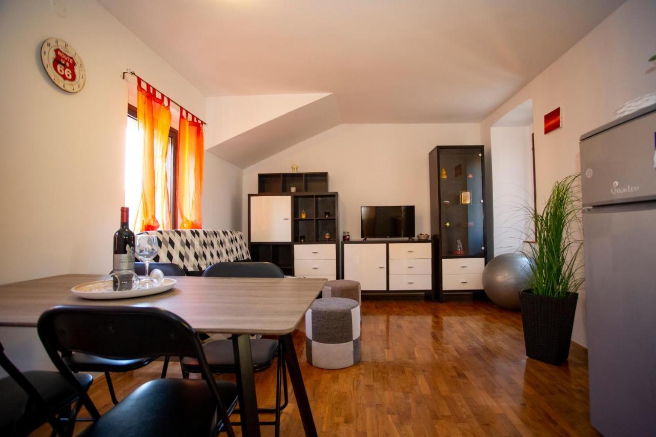 Apartment Kika プーラ エクステリア 写真