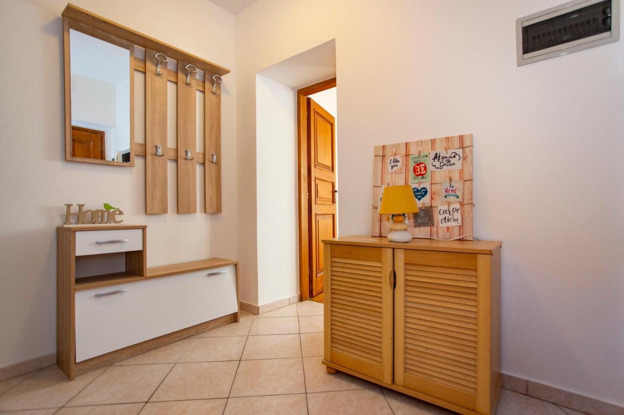 Apartment Kika プーラ エクステリア 写真