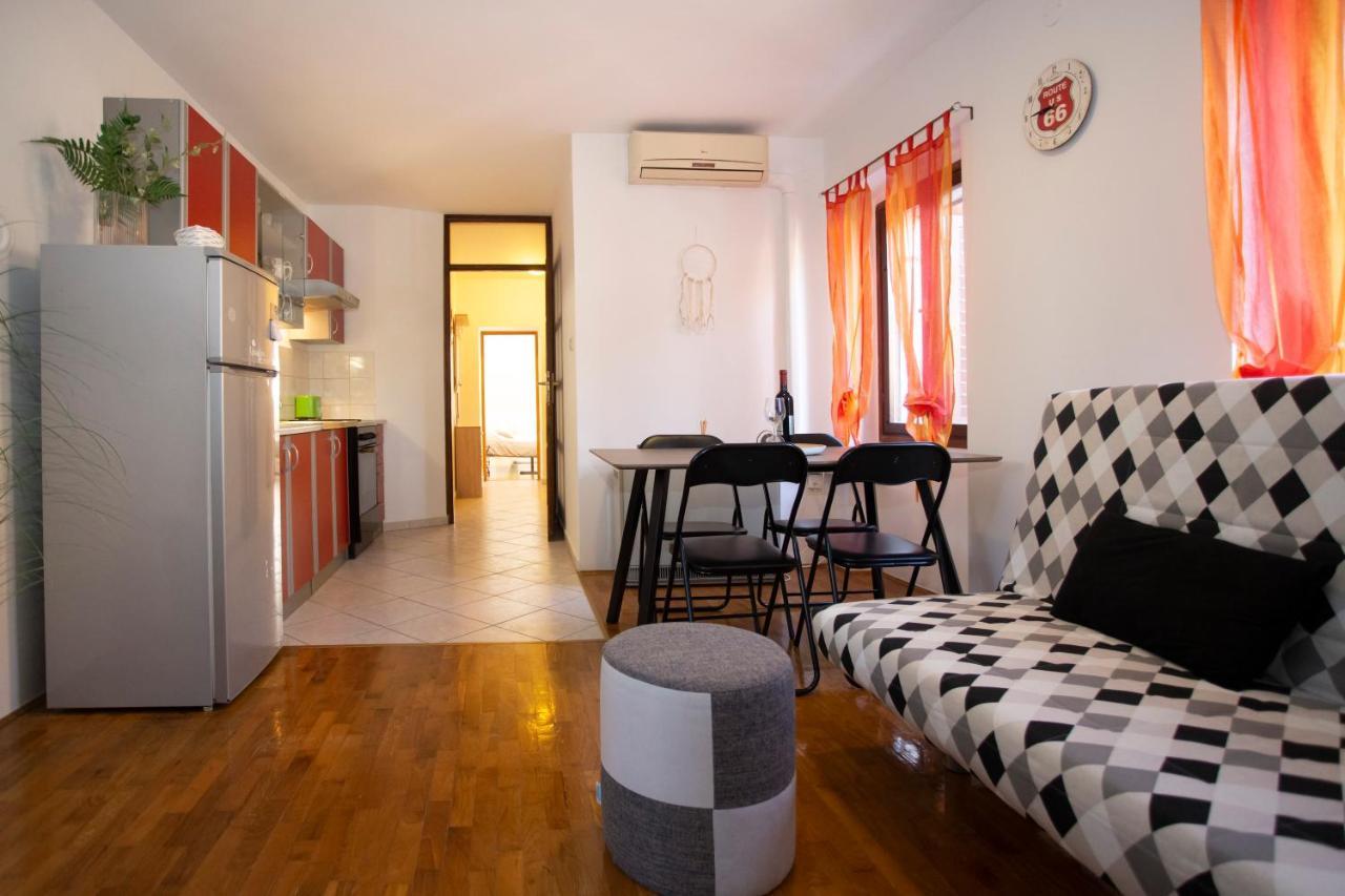 Apartment Kika プーラ エクステリア 写真