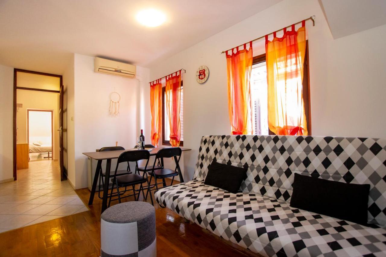 Apartment Kika プーラ エクステリア 写真