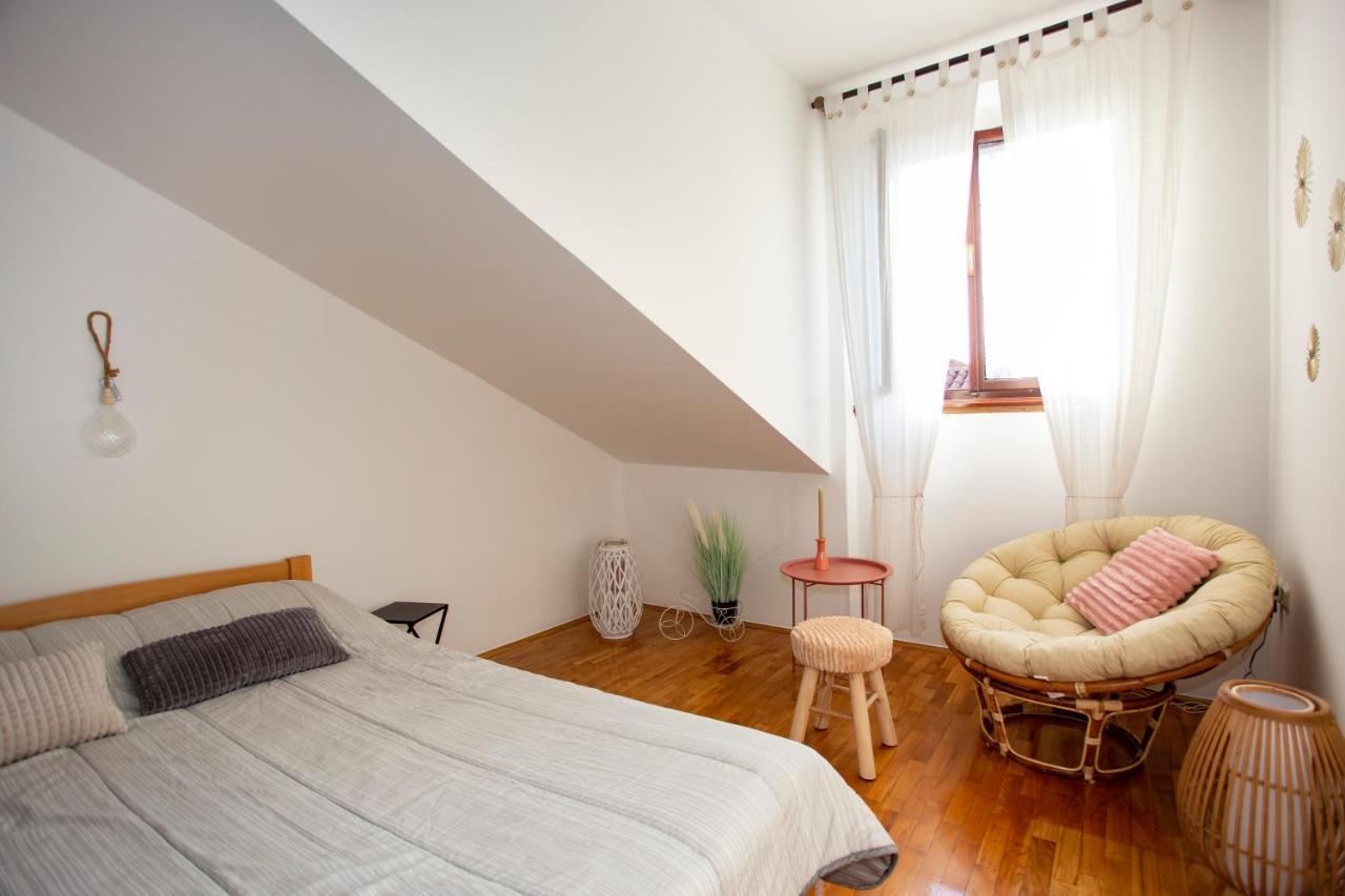Apartment Kika プーラ エクステリア 写真