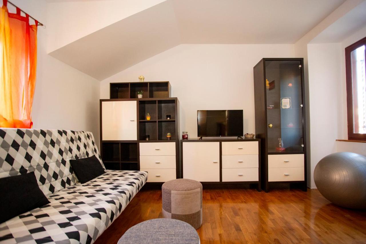 Apartment Kika プーラ エクステリア 写真