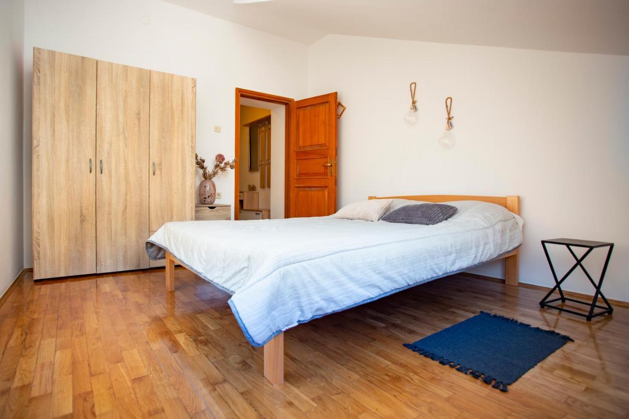 Apartment Kika プーラ エクステリア 写真